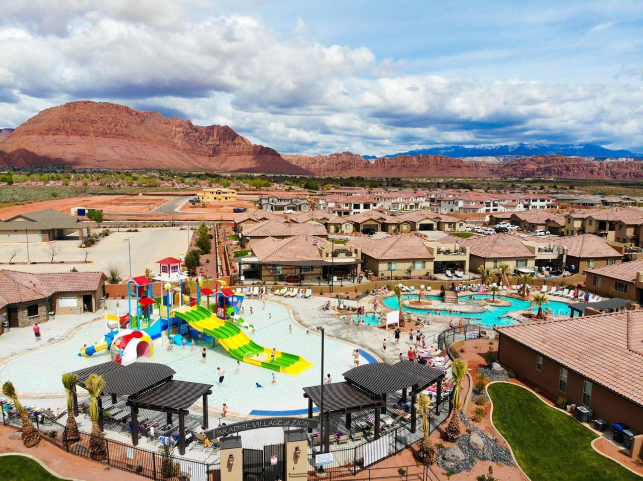 Paradise Village 58 L Sweet Retreat Private Hot Tub, Gaming Console, Community Resort Style Pool And Water Park Santa Clara Esterno foto